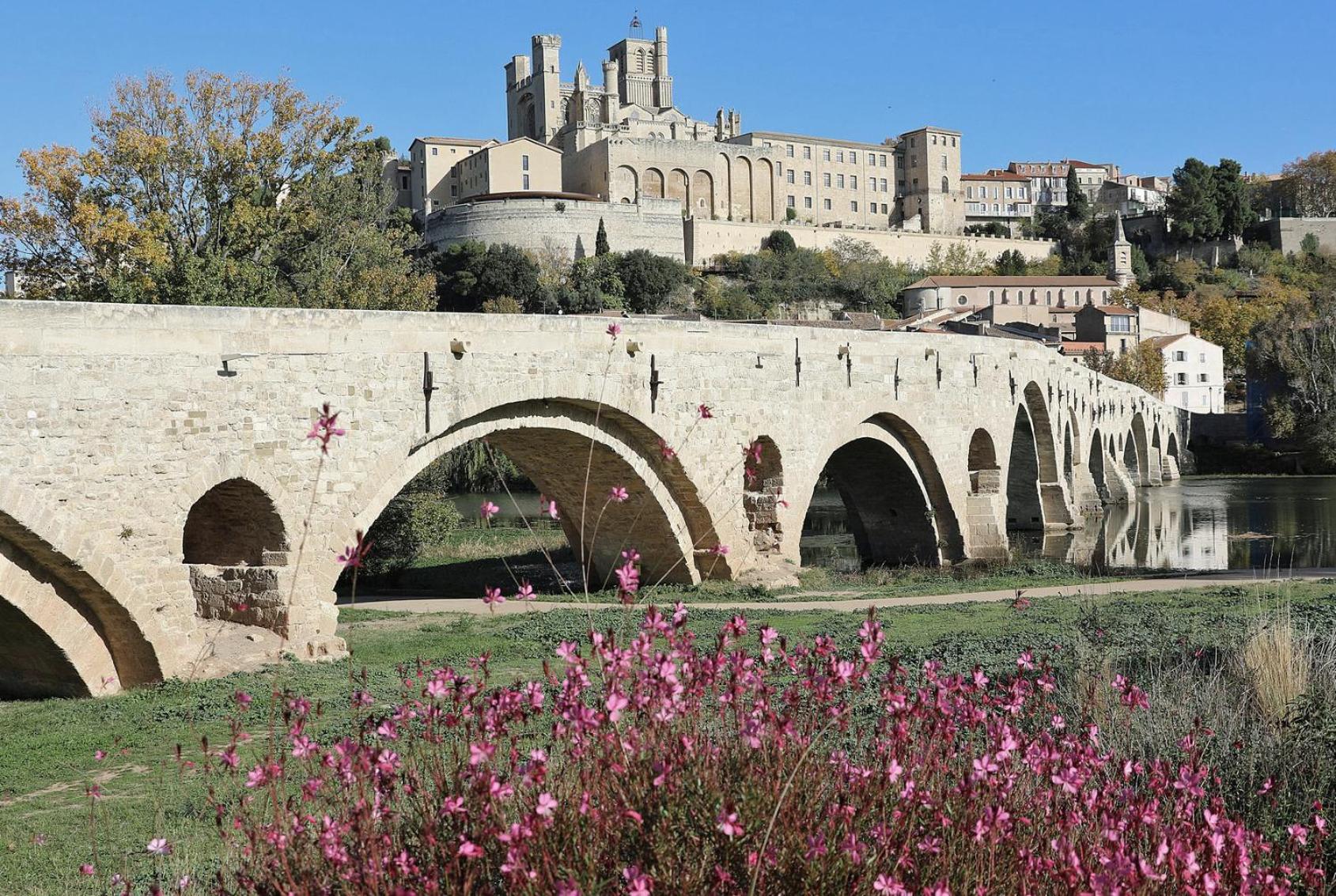Remarkable Flat In The Historical Part Of Béziers Exterior foto